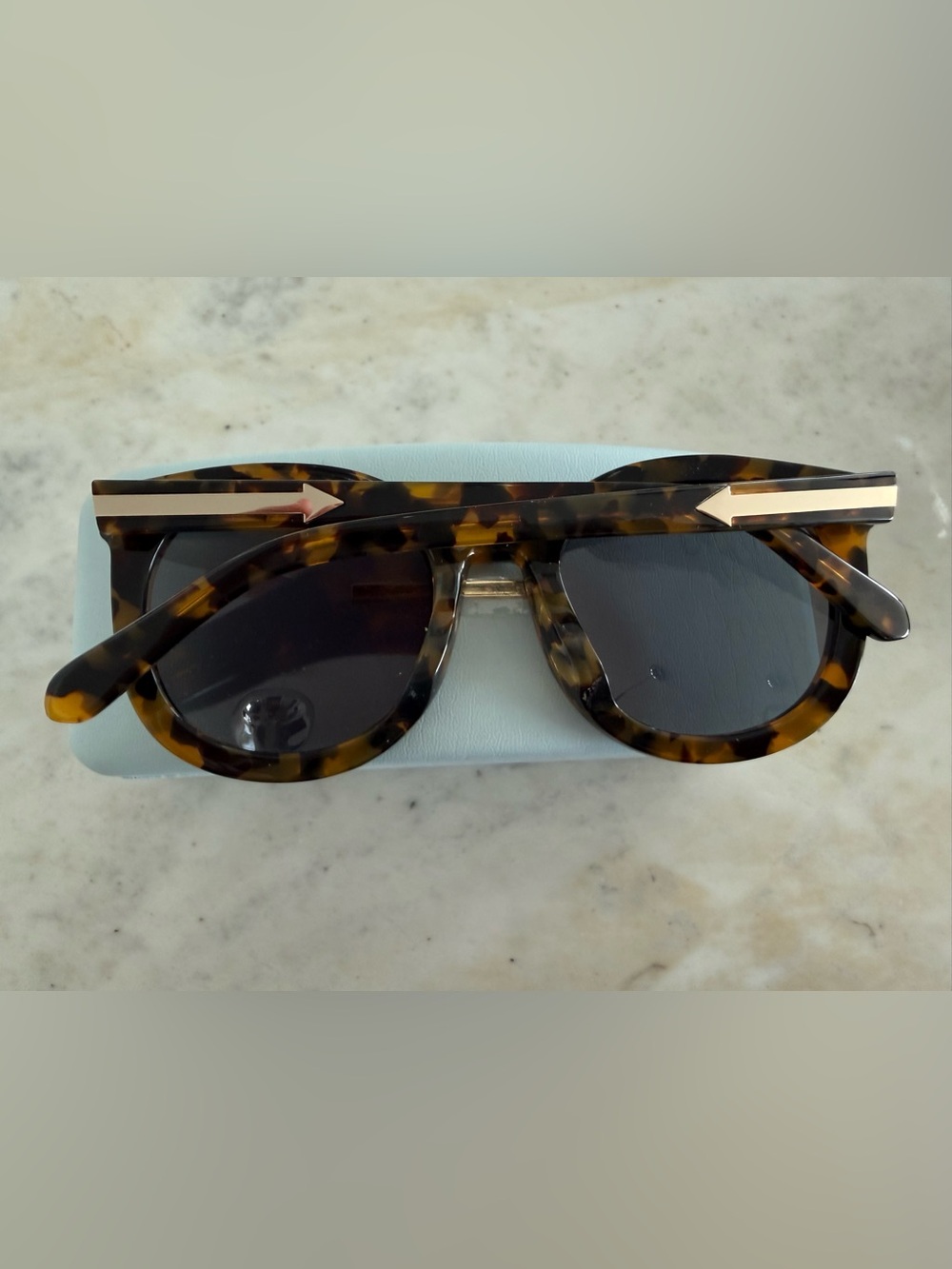 Authentic pre-own Karen Walker Tortoiseshell Round Sunglasses Brown/Black Lense - Picture 2 of 9